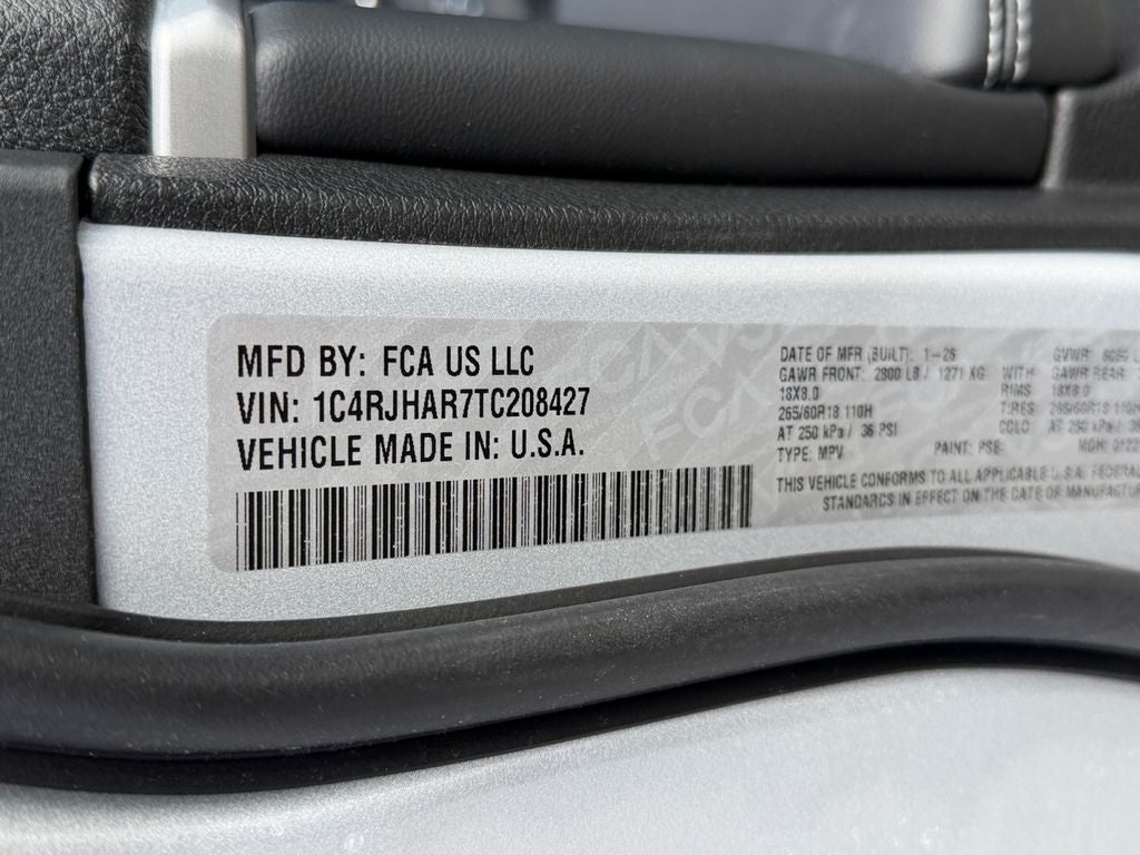 2026 Jeep Grand Cherokee Laredo Altitude