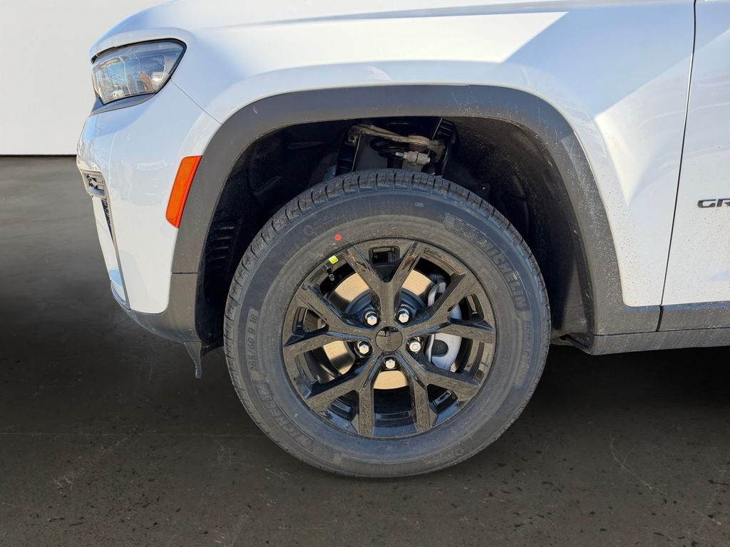 2026 Jeep Grand Cherokee Laredo