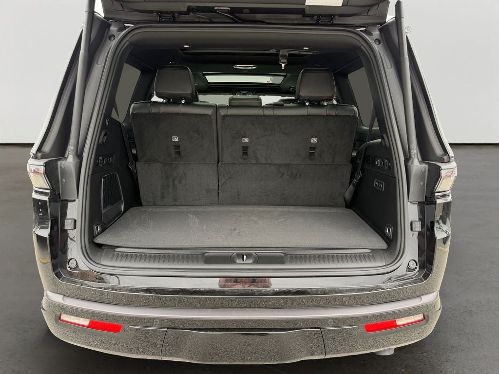 2026 Jeep Grand Wagoneer Limited Altitude