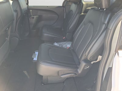 2026 Chrysler Pacifica Select 360 Surround View Camera