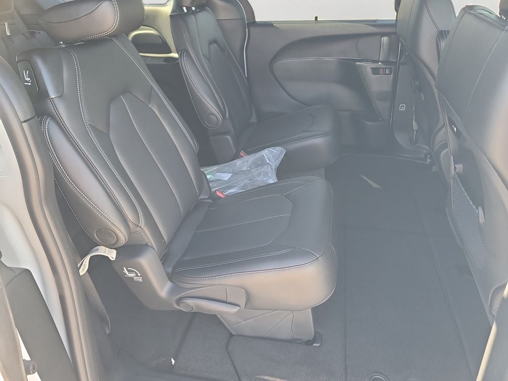 2026 Chrysler Pacifica Select 360 Surround View Camera