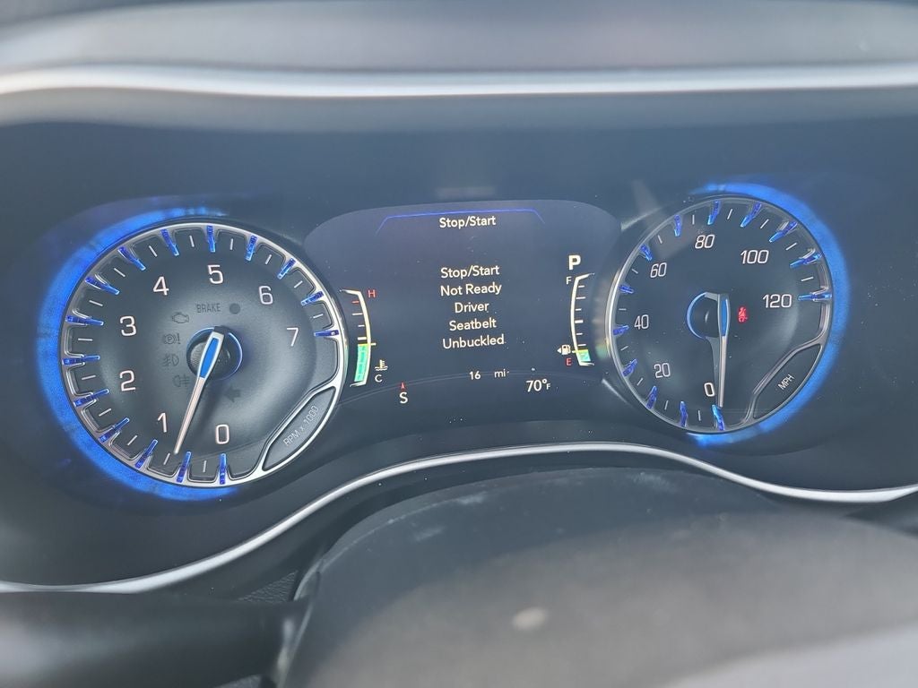 2026 Chrysler Pacifica Select