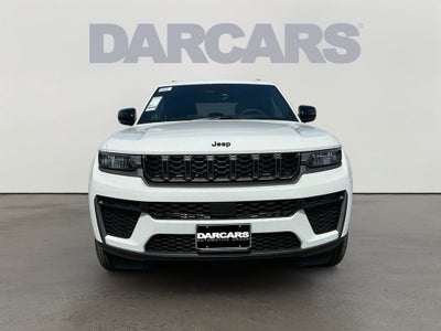 2026 Jeep Grand Cherokee Laredo