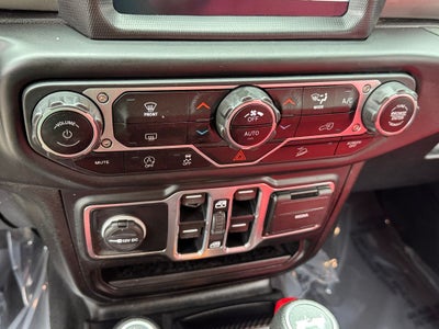 2020 Jeep Wrangler Unlimited Sahara 3.6L V6, GPS Navigation,