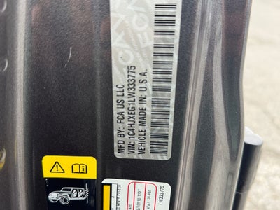 2020 Jeep Wrangler Unlimited Sahara 3.6L V6, GPS Navigation,