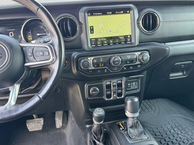 2022 Jeep Wrangler Unlimited Sahara High Altitude 4xe Sky One–Touch® Power–Top