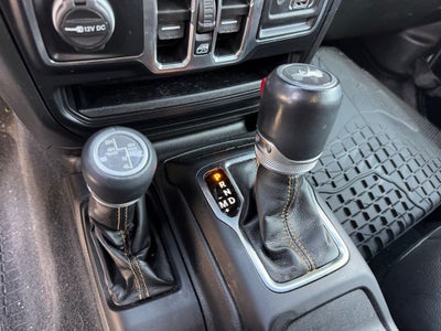 2022 Jeep Wrangler Unlimited Sahara High Altitude 4xe Sky One–Touch® Power–Top