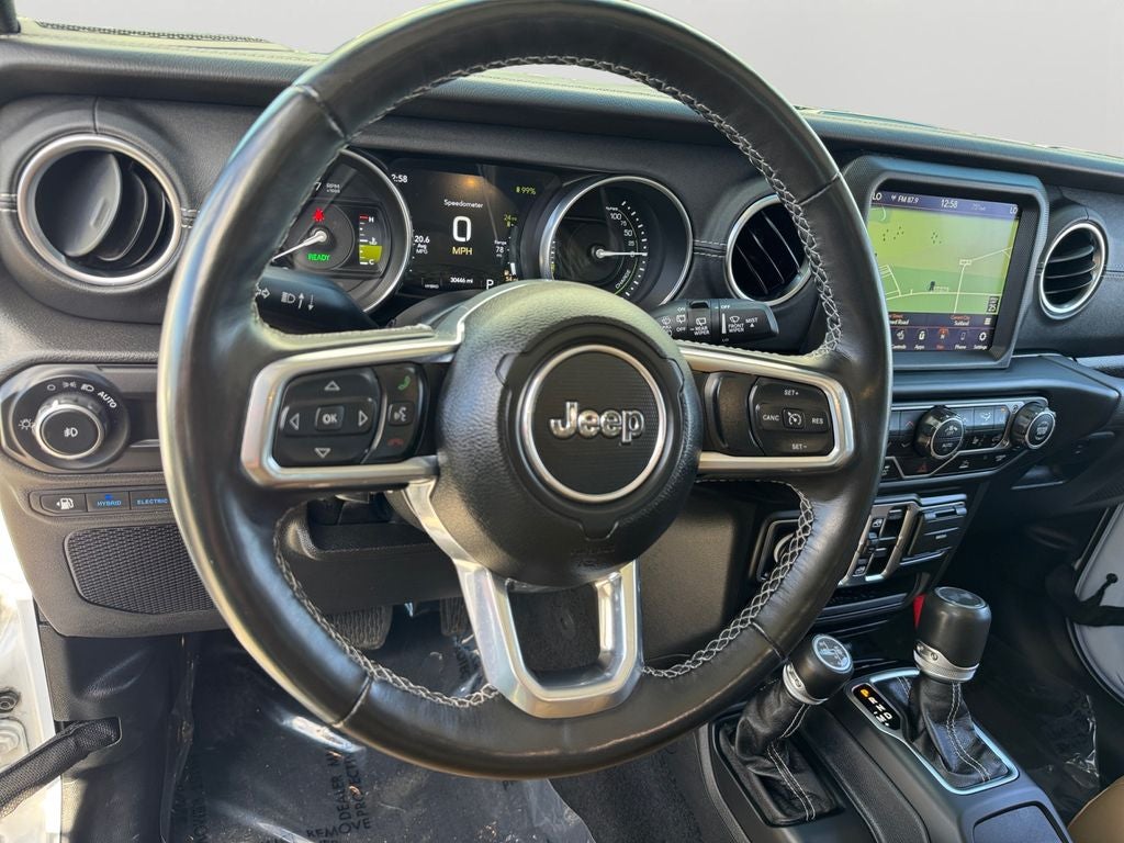 2023 Jeep Wrangler Sahara 4xe Leather seats
