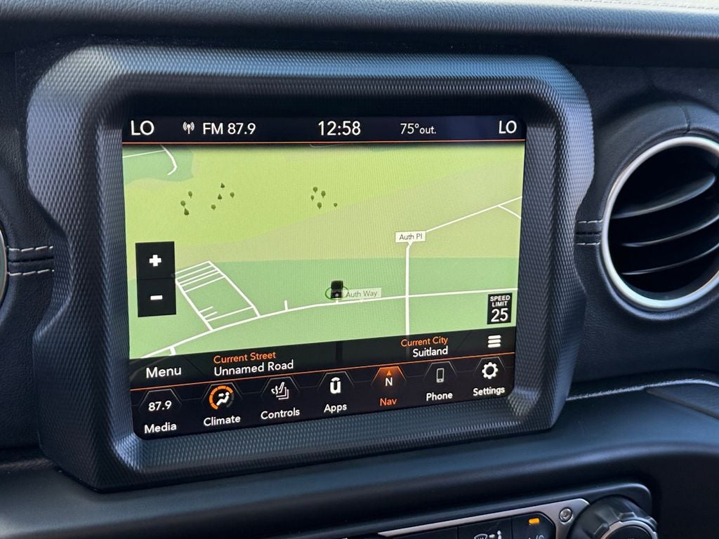 2023 Jeep Wrangler Sahara 4xe Leather seats