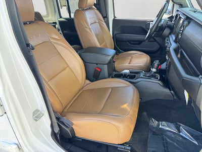 2023 Jeep Wrangler Sahara 4xe Leather seats