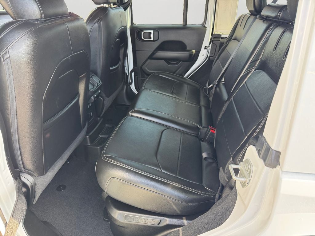 2023 Jeep Wrangler Sahara 4xe Sky One–Touch® Power–Top