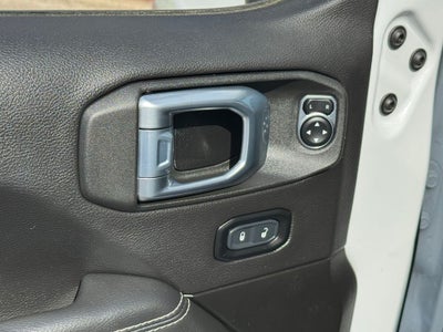 2023 Jeep Wrangler Sahara 4xe Sky One–Touch® Power–Top