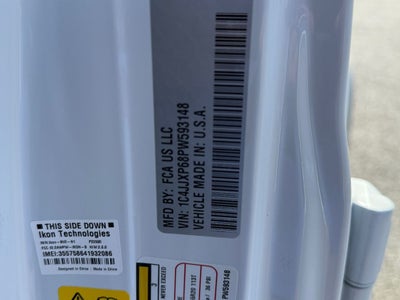 2023 Jeep Wrangler Sahara 4xe Sky One–Touch® Power–Top