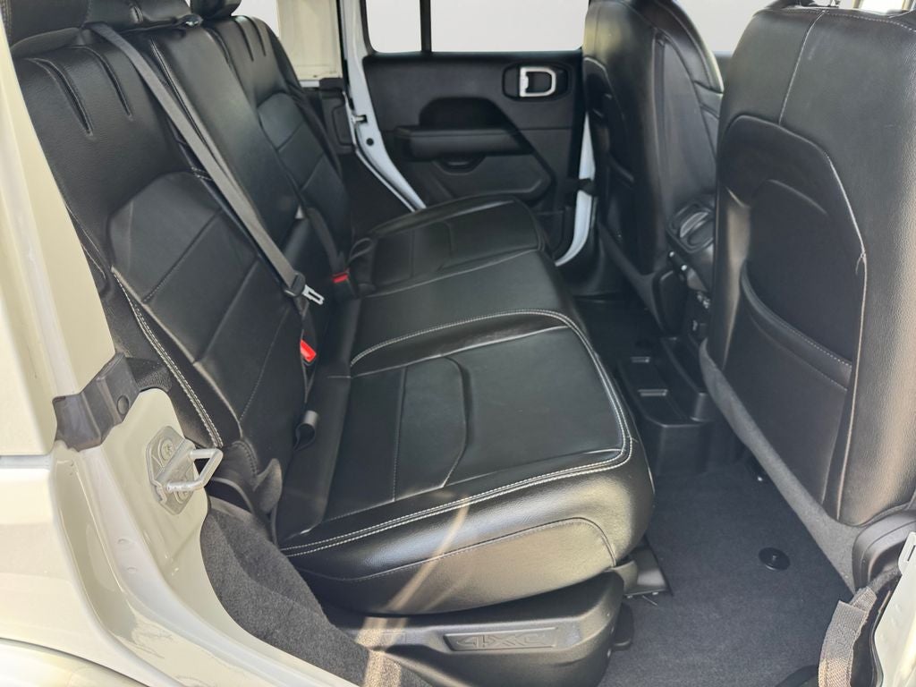 2023 Jeep Wrangler Sahara 4xe Sky One–Touch® Power–Top