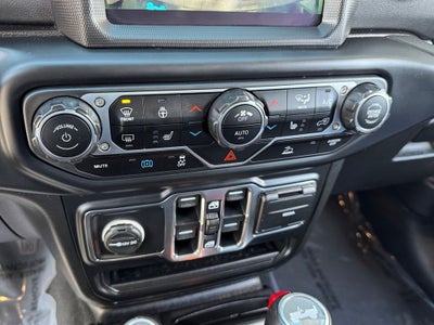 2023 Jeep Wrangler Sahara 4xe Sky One–Touch® Power–Top