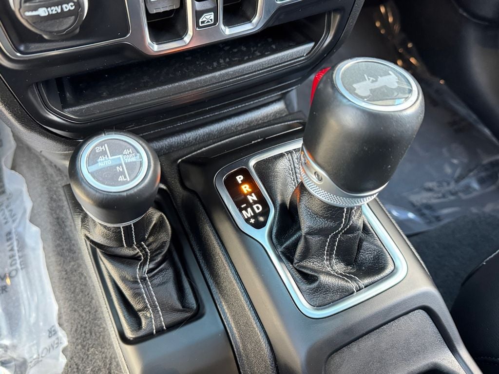 2023 Jeep Wrangler Sahara 4xe Sky One–Touch® Power–Top