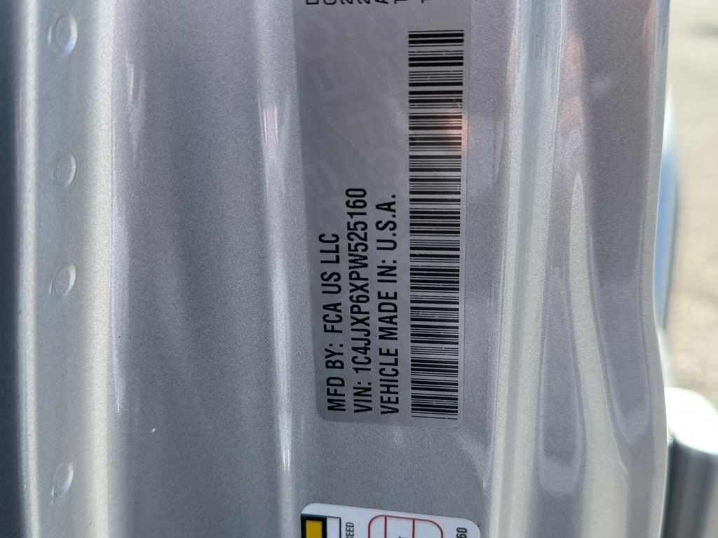 2023 Jeep Wrangler Sahara 4xe Sky One–Touch® Power–Top