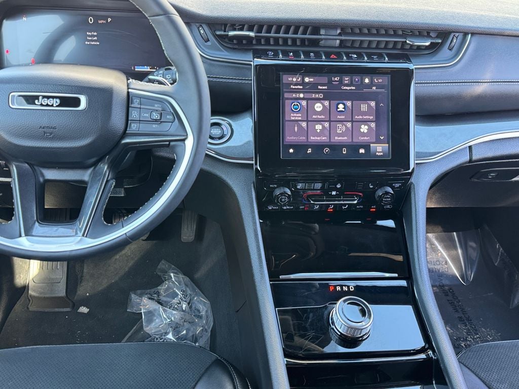 2023 Jeep Grand Cherokee Altitude Power Sunroof
