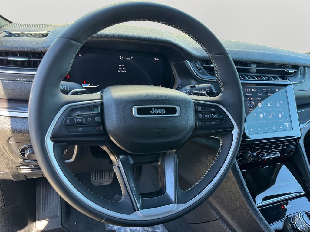 2023 Jeep Grand Cherokee Altitude Power Sunroof