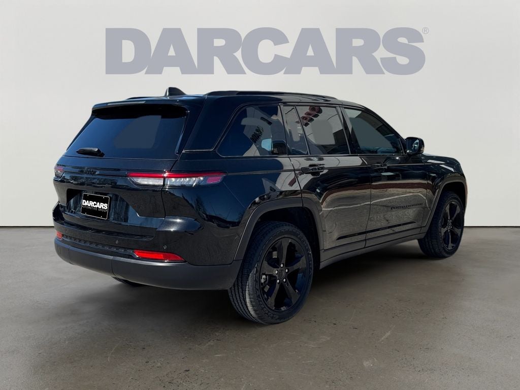 2023 Jeep Grand Cherokee Altitude Power Sunroof