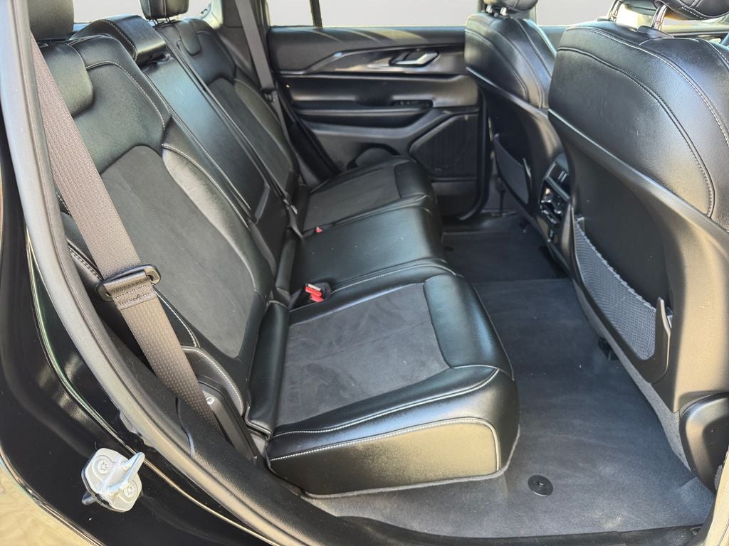 2023 Jeep Grand Cherokee Altitude Power Sunroof