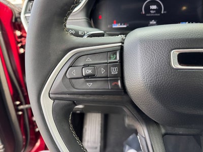 2023 Jeep Grand Cherokee Altitude Sunroof ,Capri Leatherette