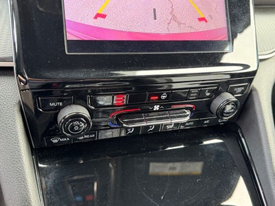 2023 Jeep Grand Cherokee Altitude Sunroof ,Capri Leatherette