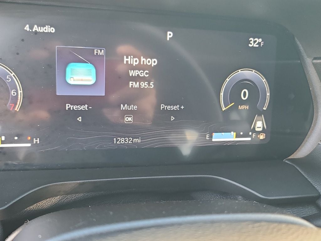 2023 Jeep Grand Cherokee L Laredo Sunroof