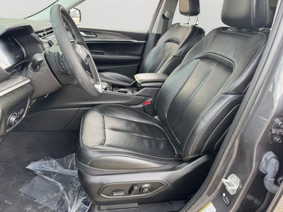 2023 Jeep Grand Cherokee L Limited Dual–Pane Panoramic Sunroof