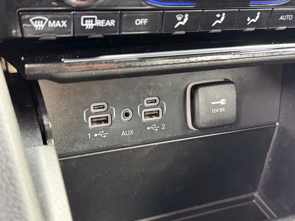 2023 Jeep Grand Cherokee L Limited Dual–Pane Panoramic Sunroof