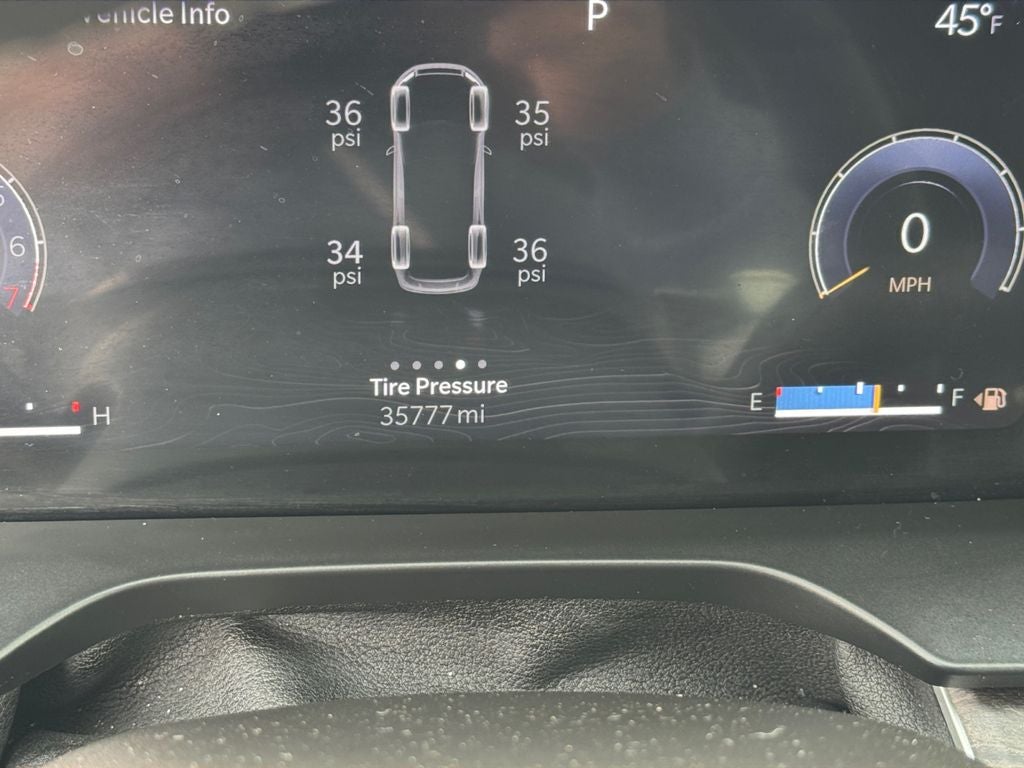 2023 Jeep Grand Cherokee L Limited Dual–Pane Panoramic Sunroof