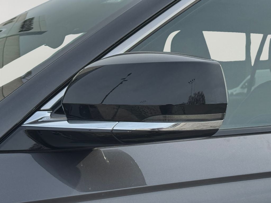 2023 Jeep Grand Cherokee L Limited Dual–Pane Panoramic Sunroof