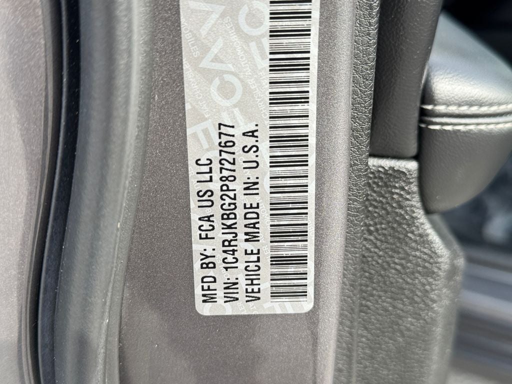 2023 Jeep Grand Cherokee L Limited Dual–Pane Panoramic Sunroof