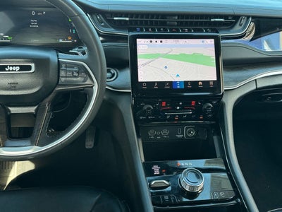 2022 Jeep Grand Cherokee 4xe Dual–Pane Panoramic Sunroof