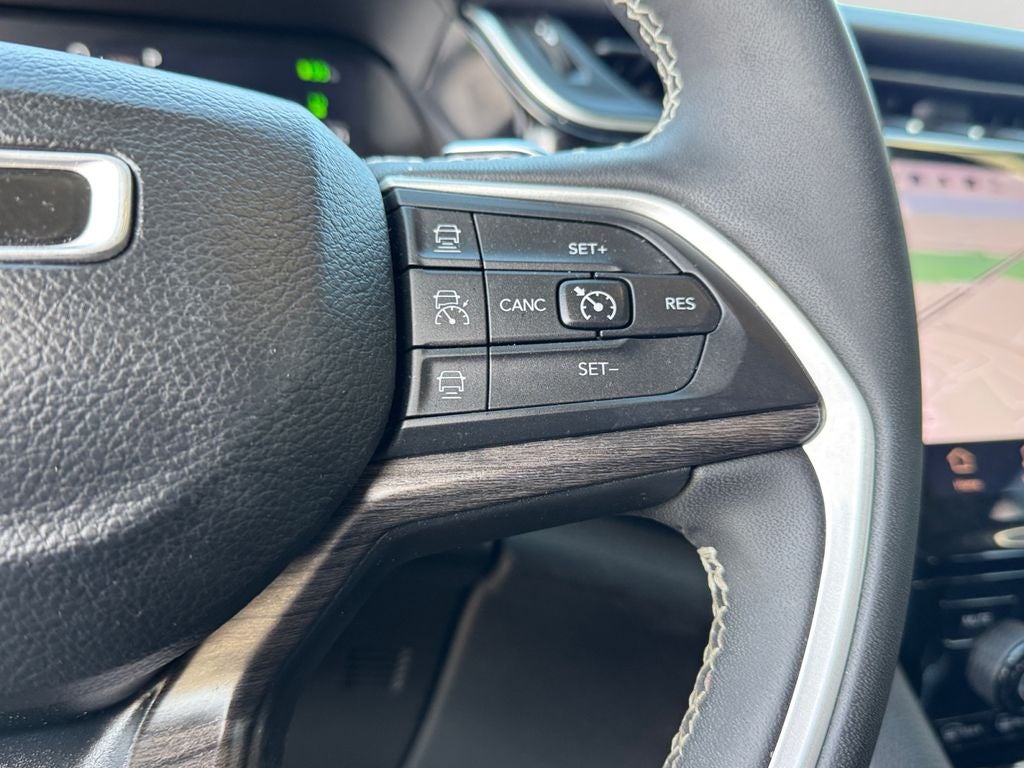 2022 Jeep Grand Cherokee 4xe Dual–Pane Panoramic Sunroof