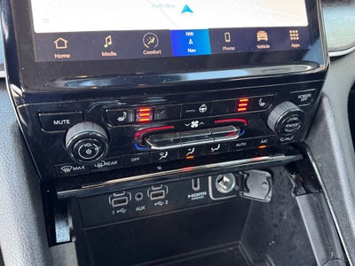 2022 Jeep Grand Cherokee 4xe Dual–Pane Panoramic Sunroof