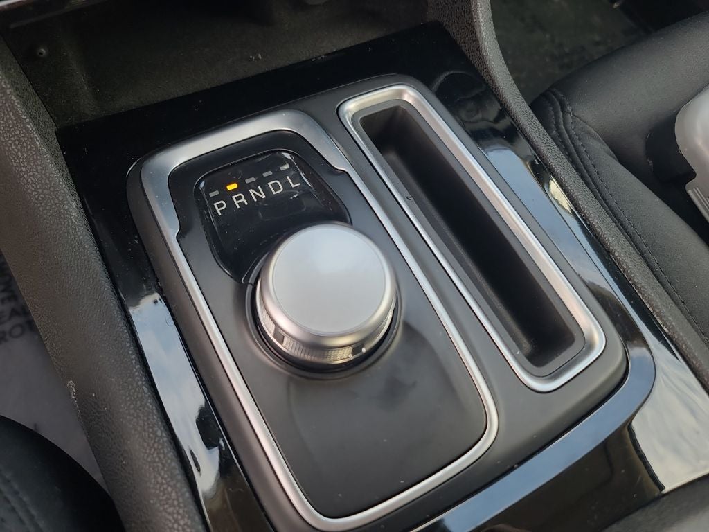 2023 Chrysler 300 Touring Safety Tec pkg