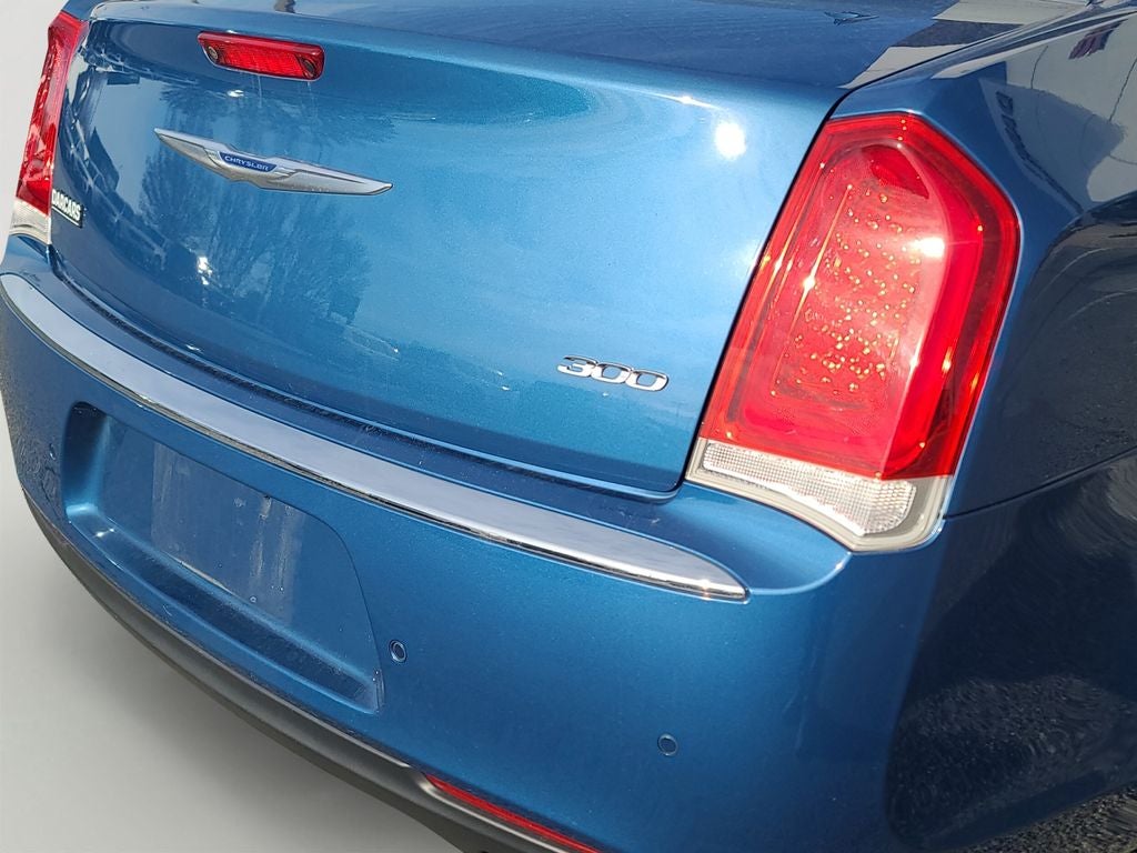 2023 Chrysler 300 Touring Safety Tec pkg