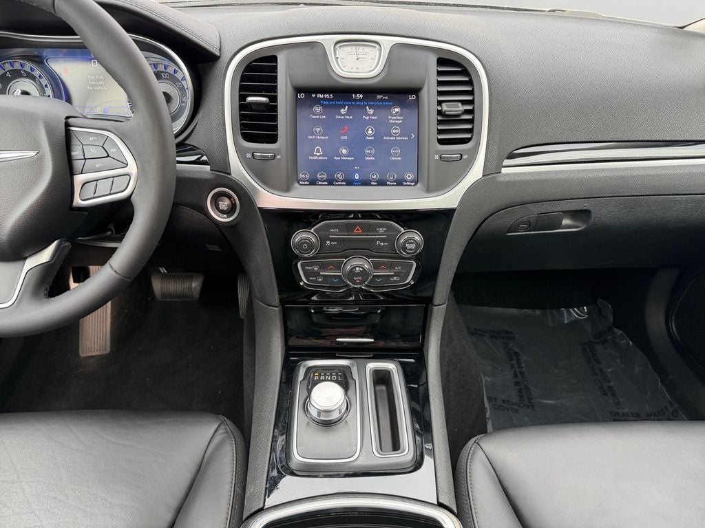 2023 Chrysler 300 Touring DualPane Panoramic Sunroof