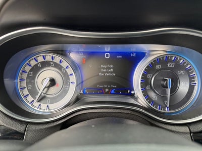 2023 Chrysler 300 Touring DualPane Panoramic Sunroof