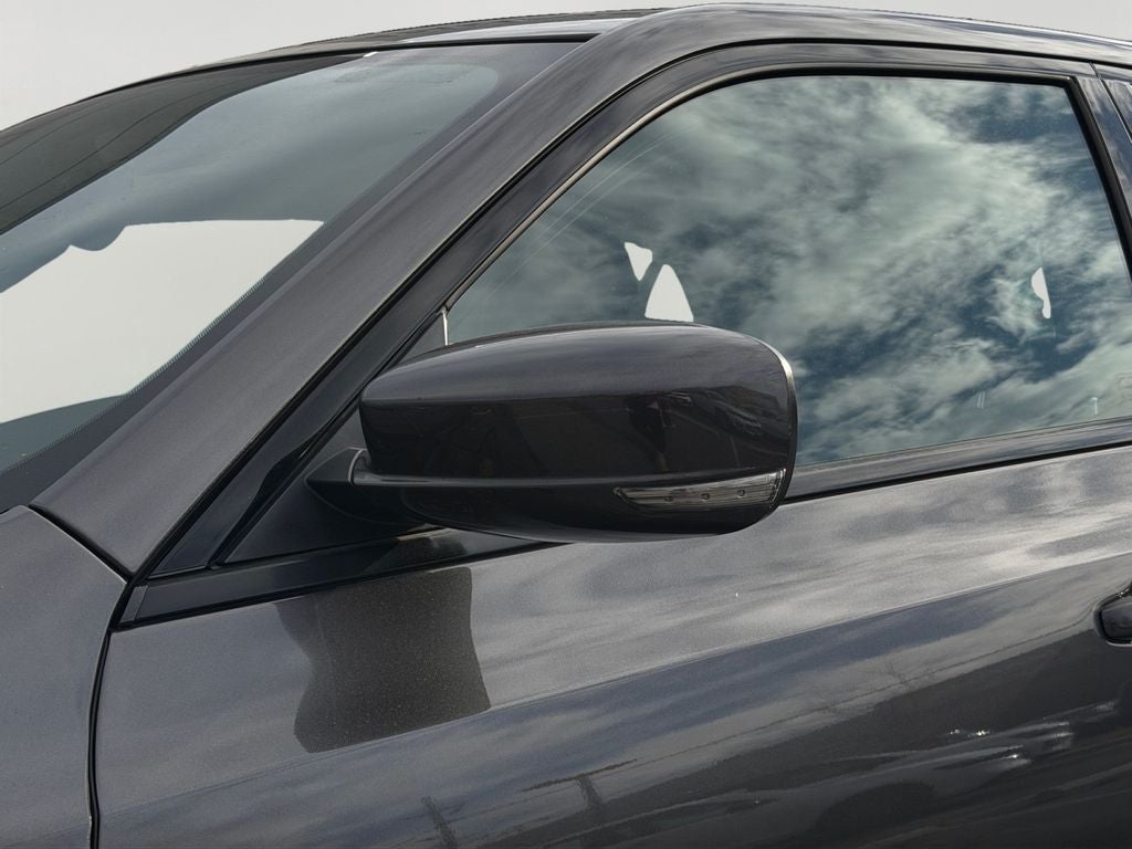 2023 Chrysler 300 Touring DualPane Panoramic Sunroof