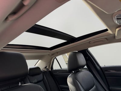 2023 Chrysler 300 Touring DualPane Panoramic Sunroof