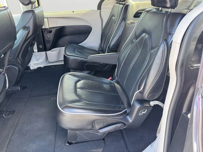 2023 Chrysler Pacifica Limited Nappa Leather