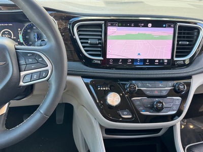 2023 Chrysler Pacifica Limited Nappa Leather