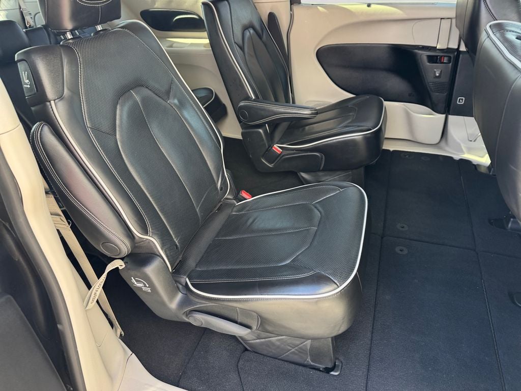 2023 Chrysler Pacifica Limited Nappa Leather