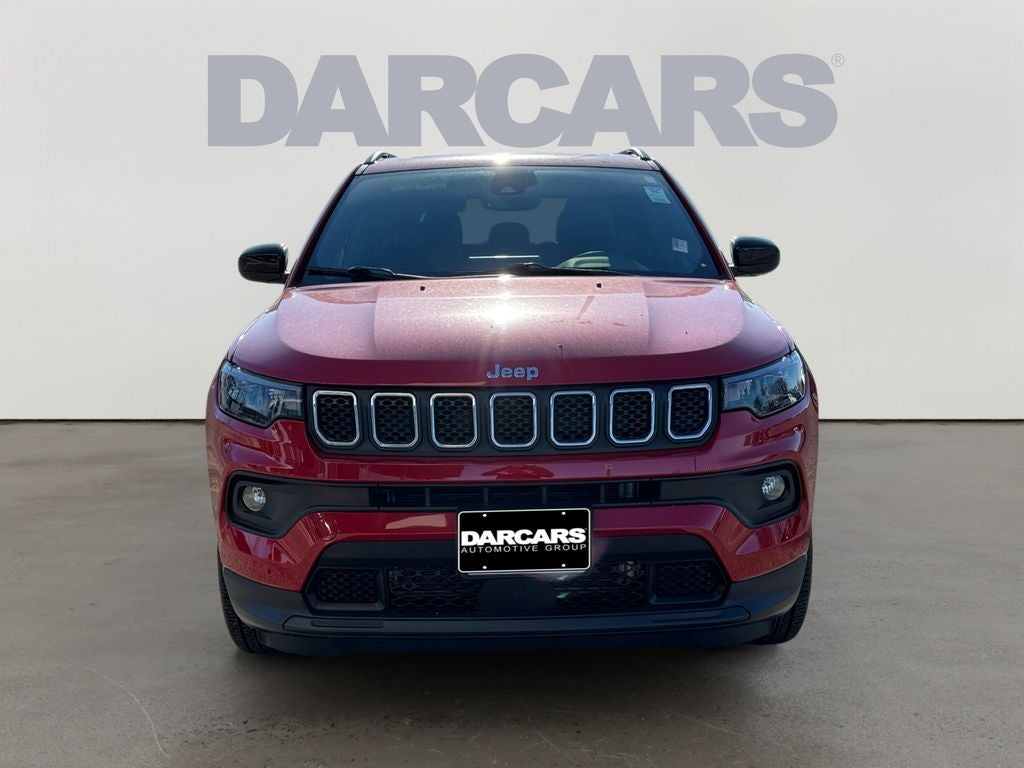 2023 Jeep Compass Latitude Lux Dual–Pane Panoramic Sunroof