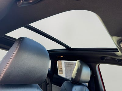 2023 Jeep Compass Latitude Lux Dual–Pane Panoramic Sunroof