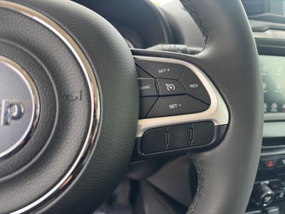 2019 Jeep Renegade Latitude Power 8–Way Adjustable