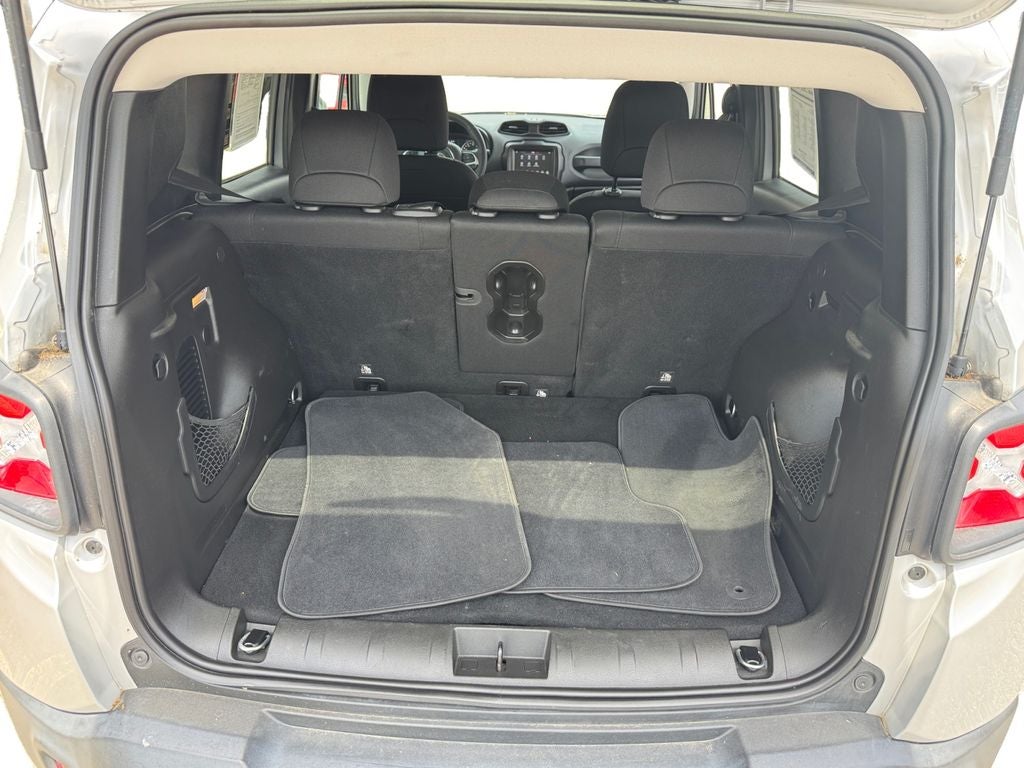 2019 Jeep Renegade Latitude Power 8–Way Adjustable